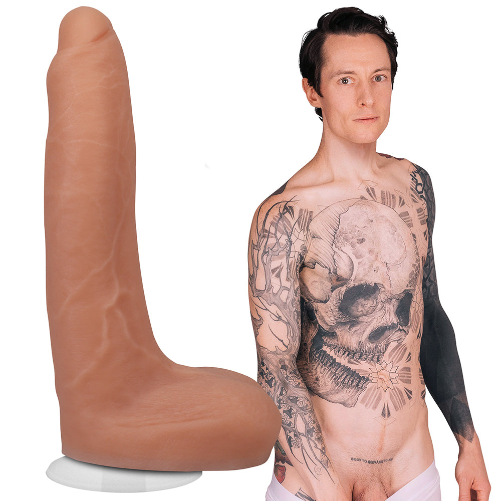 Signature Cocks Owen Gray 9 in. TRUSKYN Silicone Dildo with Vac-U-Lock Suction Cup - Fantasies Boutique