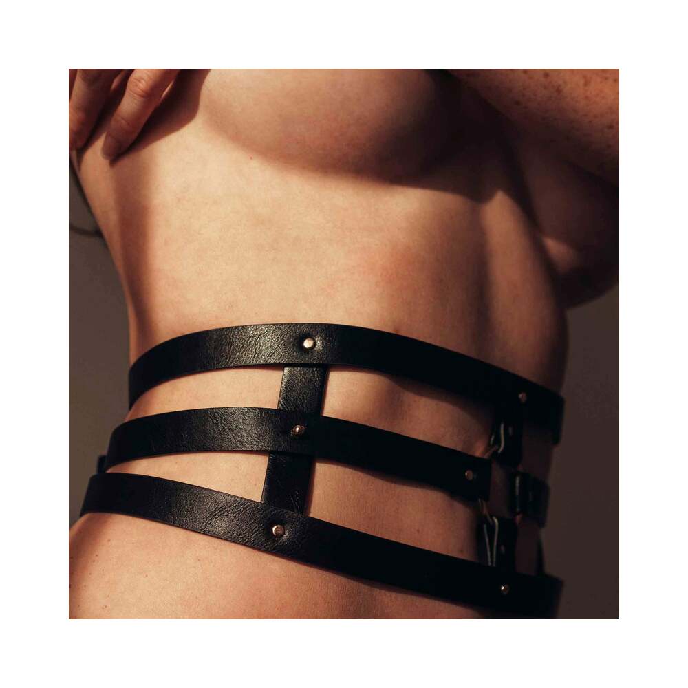 Bijoux Indiscrets Maze Wide Belt & Restraints - Fantasies Boutique