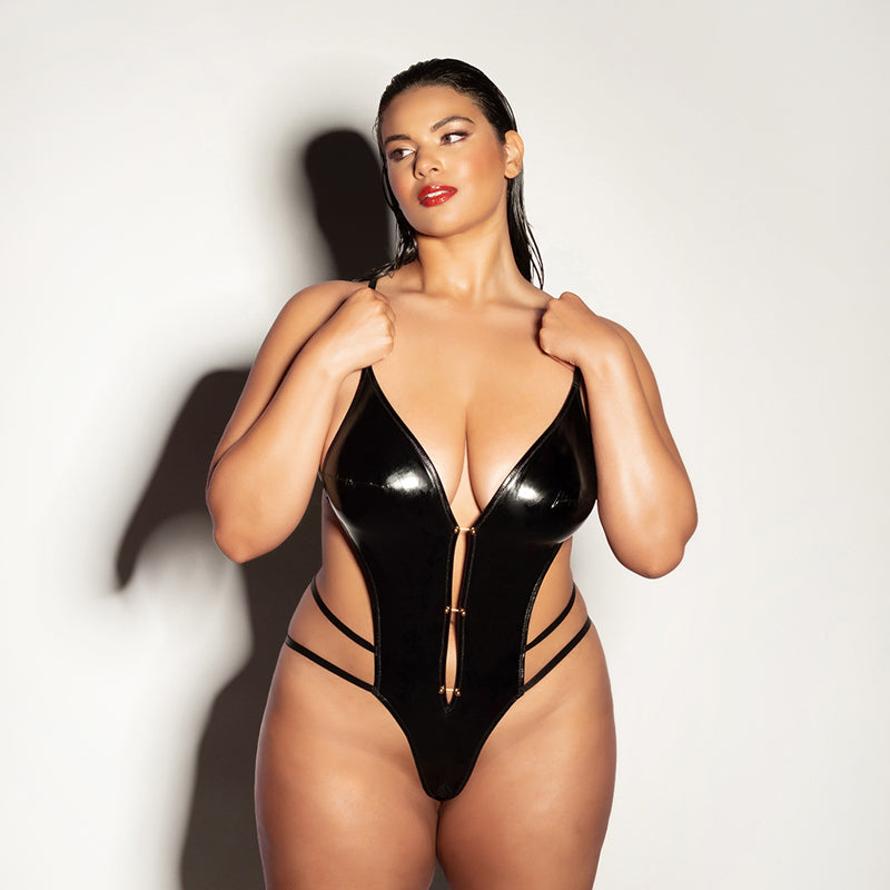 Oh La La Cheri Whipped Soft Cup Open Gusset Vinyl Teddy with Barbell Trim Queen Size - Fantasies Boutique