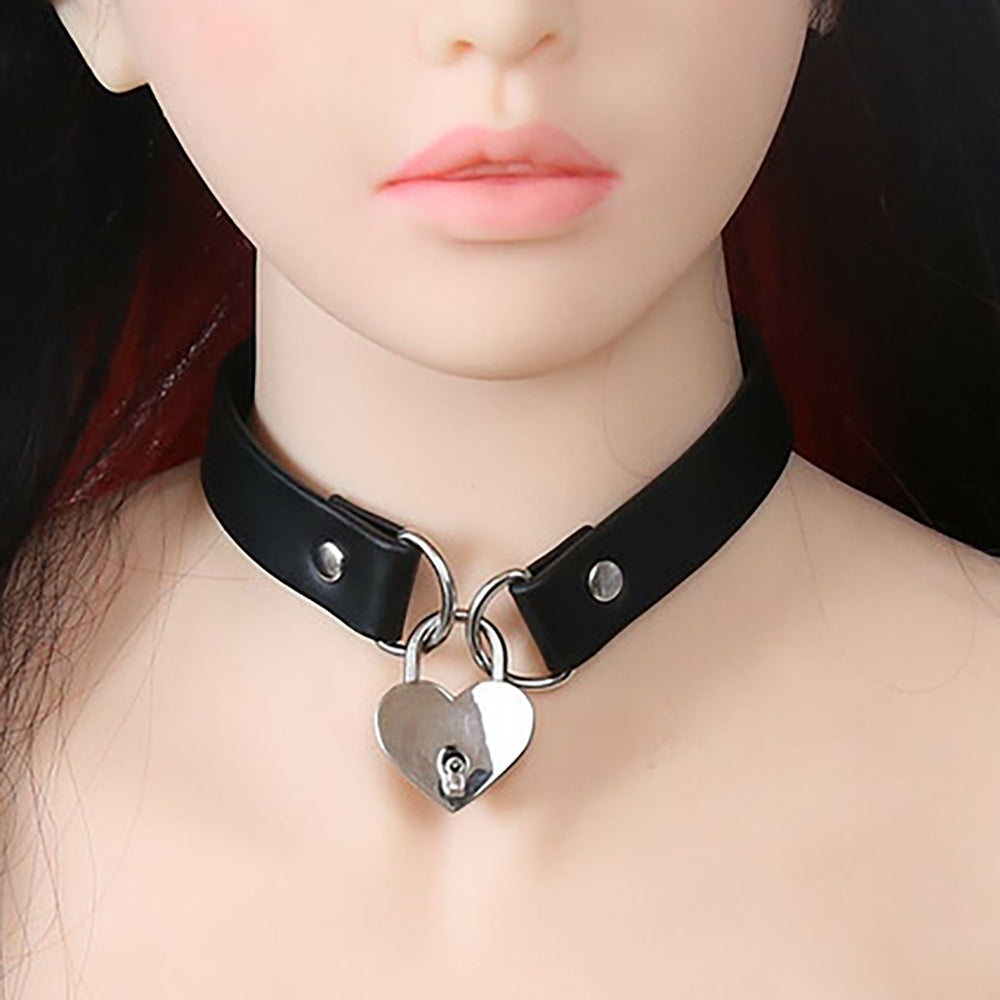 Ple'sur PVC Collar With Heart Lock & Key Black Bag Packaging