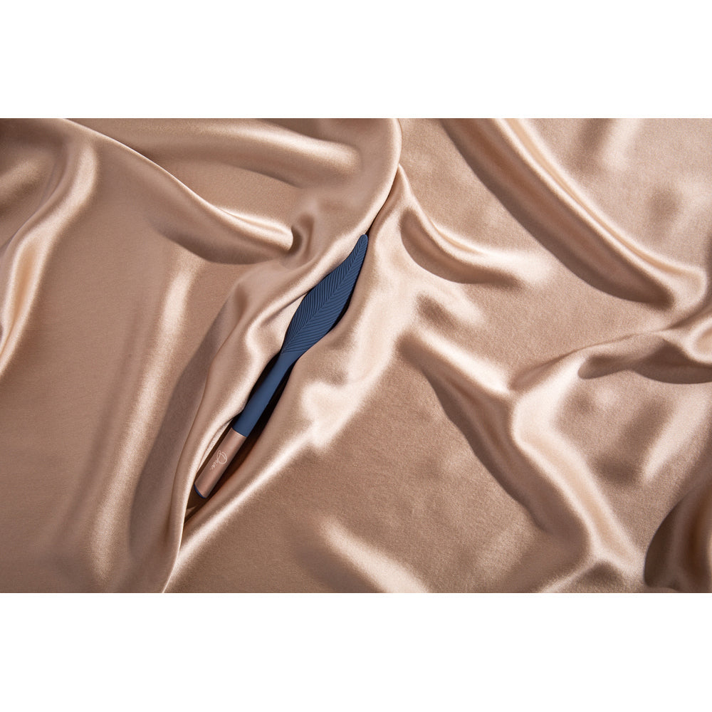 Deia The Feather Vibrating Tickler Silicone Blue - Fantasies Boutique