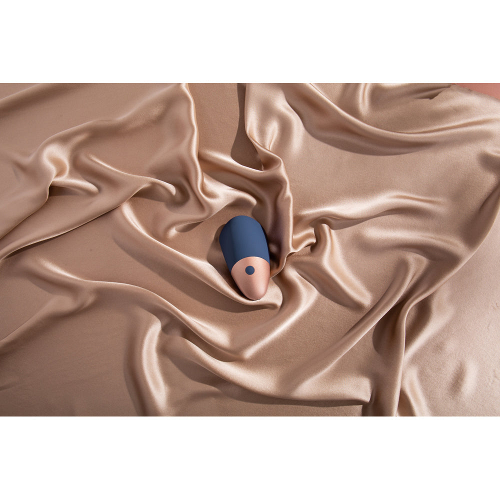 Deia The Arouser Pulsating External Stimulator Silicone Blue - Fantasies Boutique