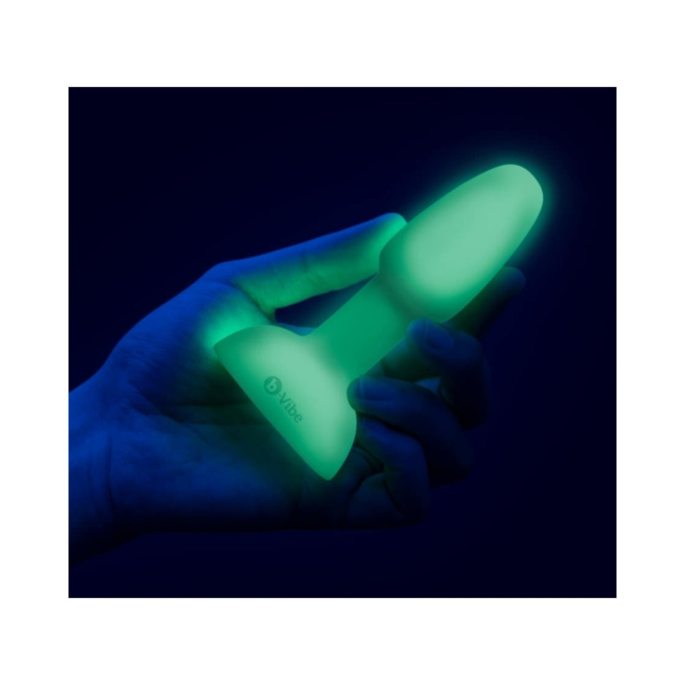 b-Vibe Limited Edition 10-Piece Asstronaut Glow-in-the-Dark Butt Play Set - Fantasies Boutique
