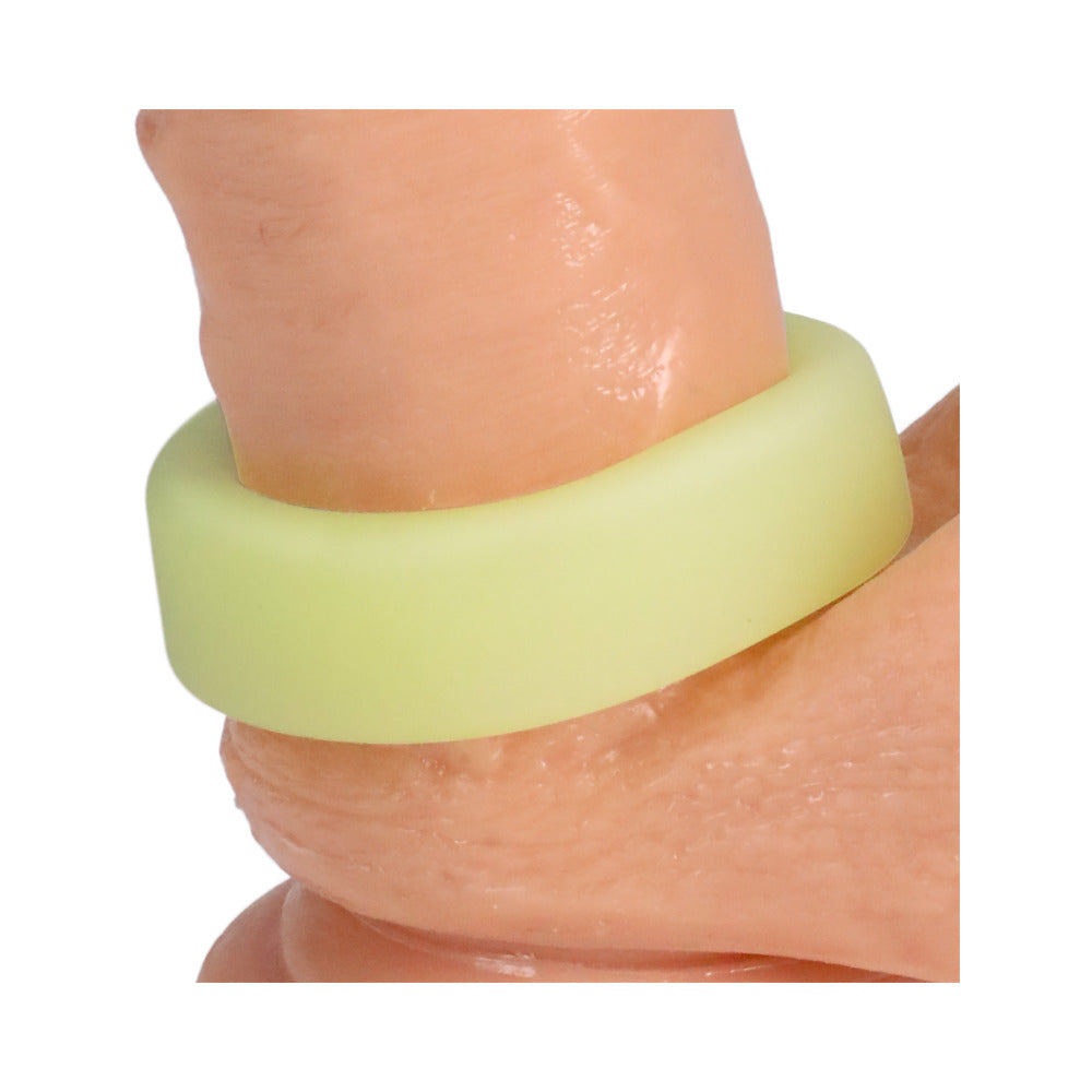 Rock Solid Sila-Flex Glow-in-the-Dark Big O C-Ring Green - Fantasies Boutique