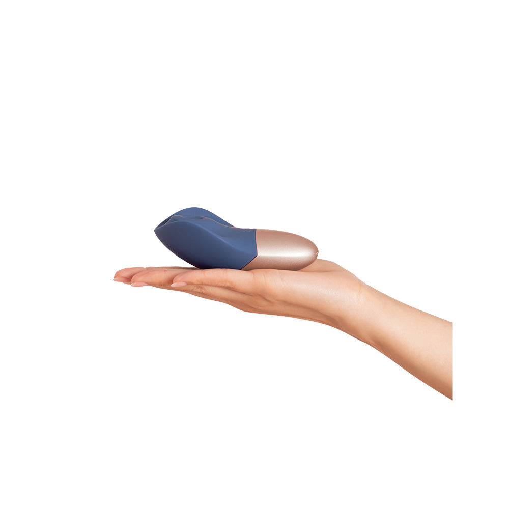 Deia The Arouser Pulsating External Stimulator Silicone Blue - Fantasies Boutique
