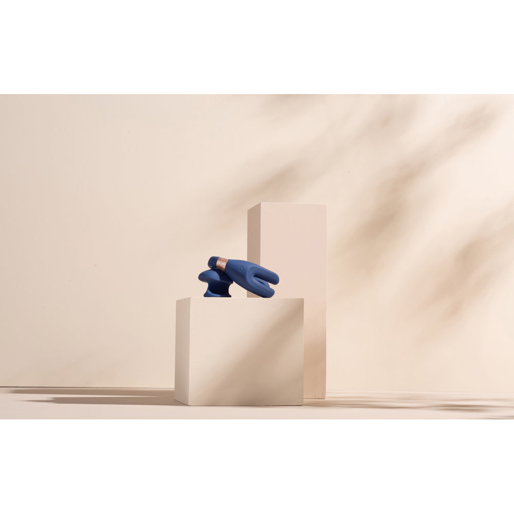 Deia The Wearable Remote-Controlled Stimulator Silicone Blue - Fantasies Boutique