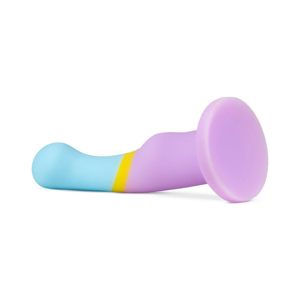Avant D14 Heart Of Gold 6 in. Silicone Dildo Multicolor - Fantasies Boutique