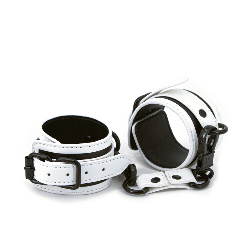 GLO Bondage Wrist Cuffs Green - Fantasies Boutique