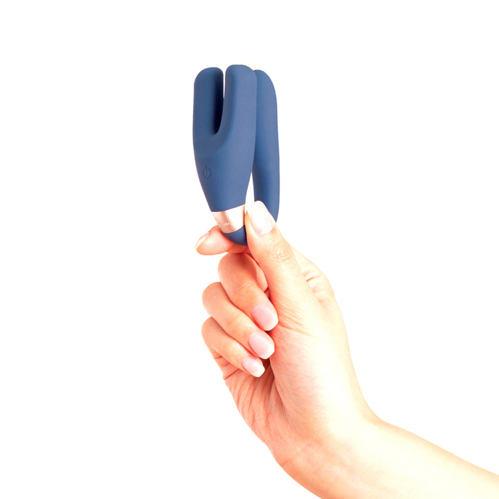 Deia The Wearable Remote-Controlled Stimulator Silicone Blue - Fantasies Boutique